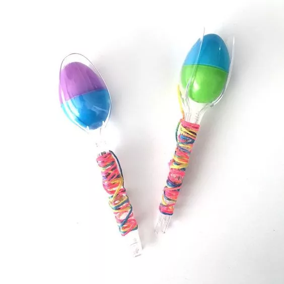 easter-egg-maracas easter-egg-maracas